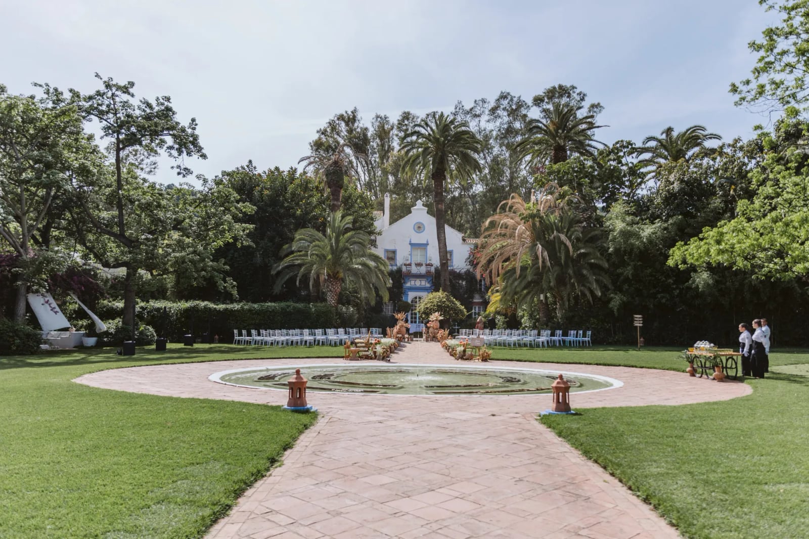 Jardines de Finca La Concepción preparados para la ceremonia